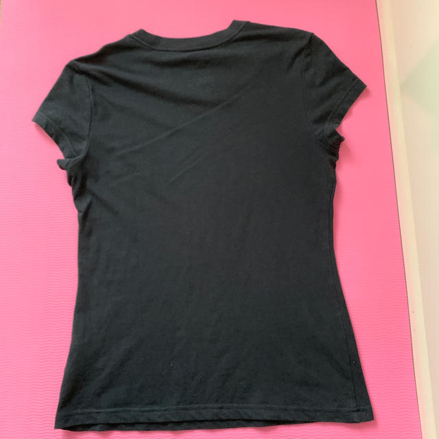 NIKE(ナイキ)のNIKE Tシャツ　black M  レディースのトップス(Tシャツ(半袖/袖なし))の商品写真