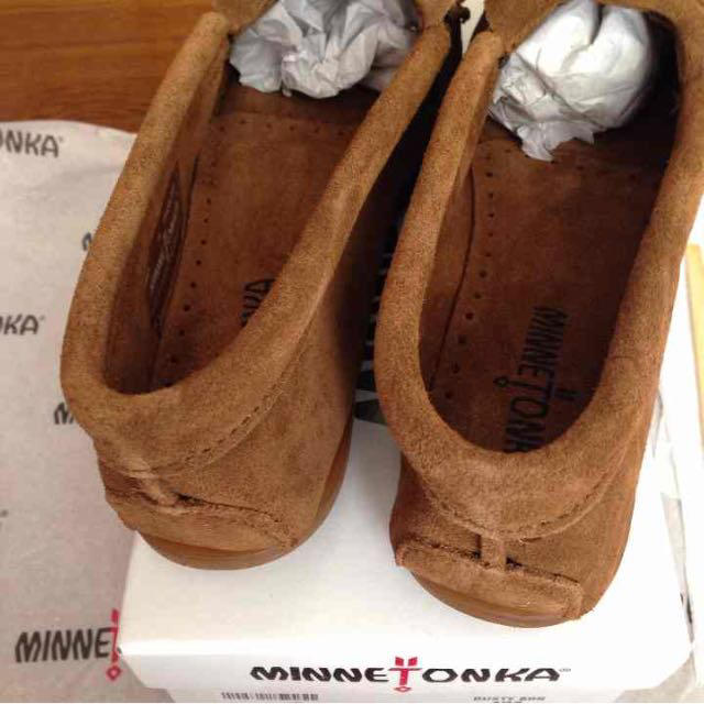 Minnetonka(ミネトンカ)の新品7.5 ミネトンカ キルティモカシン レディースの靴/シューズ(ローファー/革靴)の商品写真