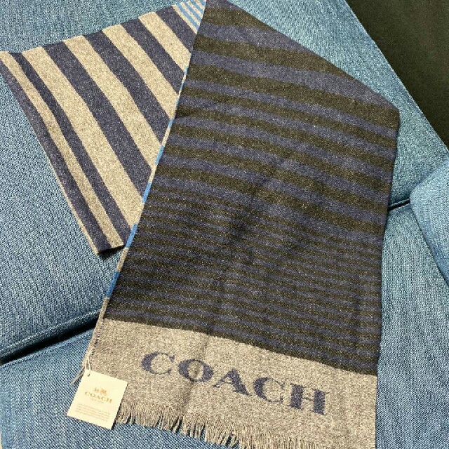 COACH(コーチ)のカシミヤ混　ボーダー切り替え　未使用品　コーチ　coach デカロゴ　マフラー メンズのファッション小物(マフラー)の商品写真