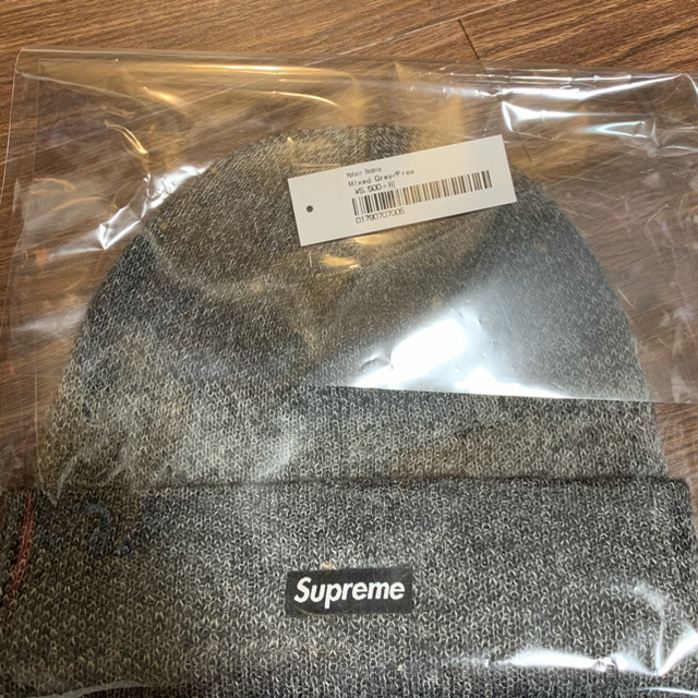 Supreme(シュプリーム)のsupreme mohair beanie メンズの帽子(ニット帽/ビーニー)の商品写真