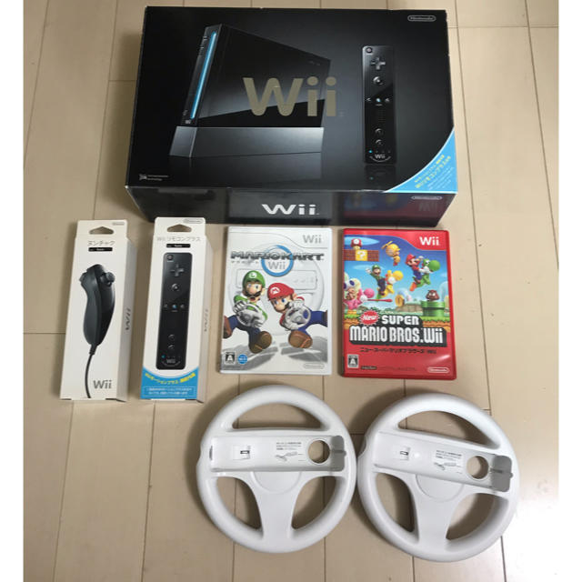 Wii(ウィー)の【slow777a様専用】　　任天堂wiiセット エンタメ/ホビーのゲームソフト/ゲーム機本体(家庭用ゲーム機本体)の商品写真