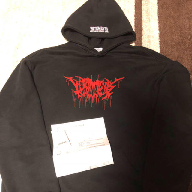 愛用 Balenciaga メタルロゴパーカー ヴェトモン - パーカー