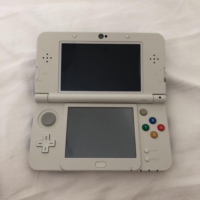 ニンテンドー3DS(ニンテンドー3DS)のNew3ds エンタメ/ホビーのゲームソフト/ゲーム機本体(携帯用ゲーム機本体)の商品写真