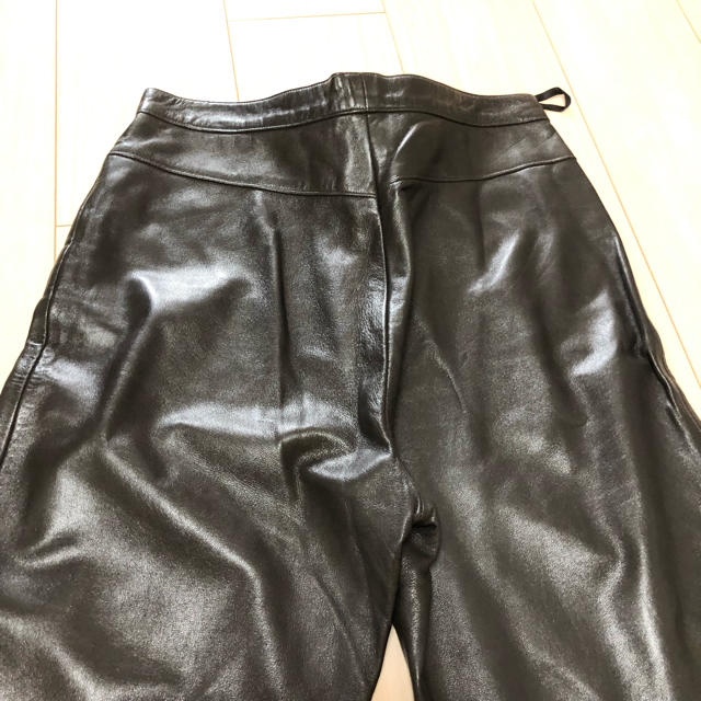 ESCADA - エスカーダスポーツ レザーパンツ 黒 ブラック サイズ36の