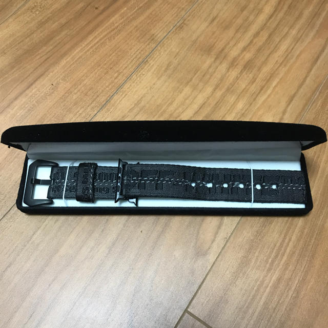 最大64%OFFクーポン Off-white Apple watch 44mm ベルト レザーベルト