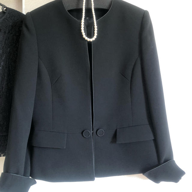 黒のフォーマル 9号 ブラウス&ネックレスつき レディースのフォーマル/ドレス(礼服/喪服)の商品写真