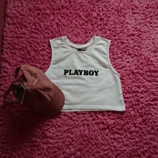 エモダ(EMODA)のEMODA×PLAYBOYトップス(カットソー(半袖/袖なし))