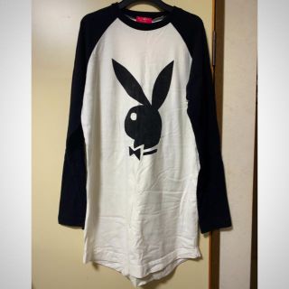 プレイボーイ(PLAYBOY)のプレイボーイ　長袖ロングTシャツ(Tシャツ(長袖/七分))