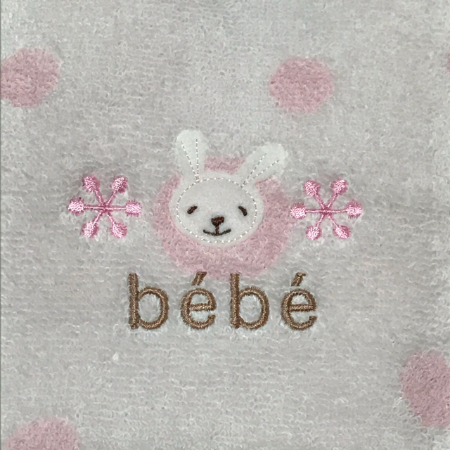 BeBe(ベベ)のBeBe フェイスタオル&ウォッシュタオル インテリア/住まい/日用品の日用品/生活雑貨/旅行(タオル/バス用品)の商品写真