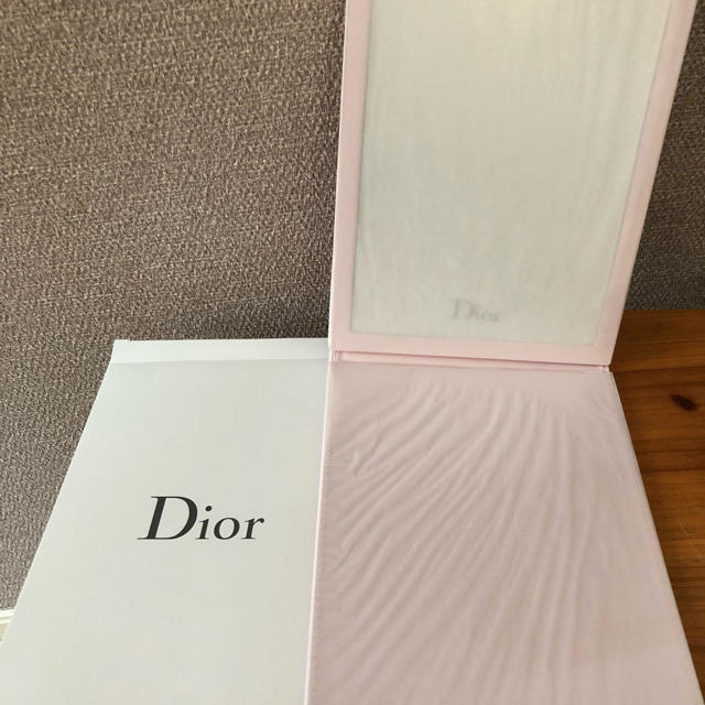 Dior(ディオール)の限定　Dior ノベルティ&袋 エンタメ/ホビーのコレクション(ノベルティグッズ)の商品写真