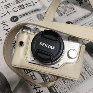 ペンタックス(PENTAX)のPENTAX Q ホワイト ミラーレス一眼 カメラ(ミラーレス一眼)