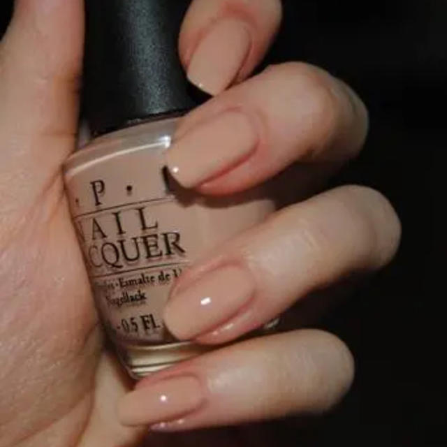 OPI(オーピーアイ)のOPI NLP61　Samoan Sand サアモン サンド 15ml 新品 コスメ/美容のネイル(マニキュア)の商品写真