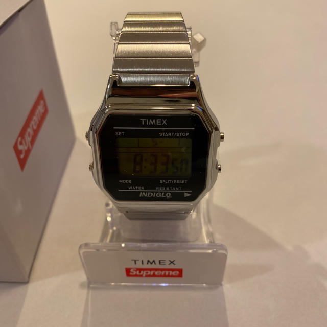 Supreme(シュプリーム)のSupreme TIMEX Digital Watch silver メンズの時計(腕時計(デジタル))の商品写真