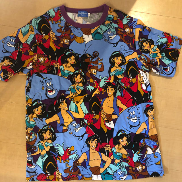 Disney 専用 アラジンtシャツlサイズ ディズニーリゾートの通販 By Mint Mm ディズニーならラクマ