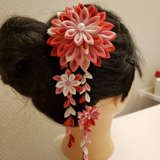 つまみ細工　髪飾り（091） ハンドメイドのアクセサリー(ヘアアクセサリー)の商品写真