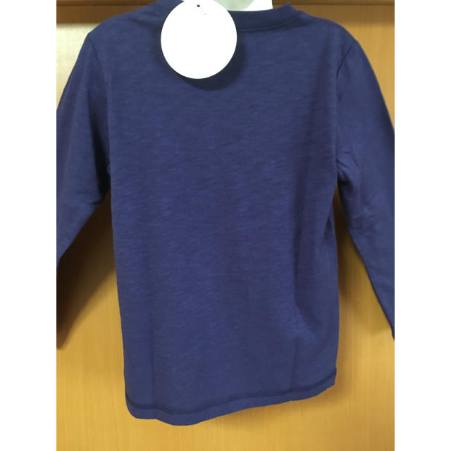 EDWIN(エドウィン)のYui様用　EDWIN 紺の長袖Tシャツ　サイズ120 キッズ/ベビー/マタニティのキッズ服男の子用(90cm~)(Tシャツ/カットソー)の商品写真