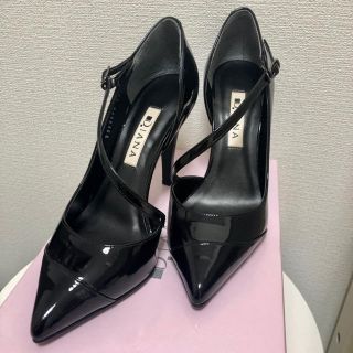 ダイアナ(DIANA)の【新品】DIANA ダイアナ 黒エナメルパンプス 22(ハイヒール/パンプス)