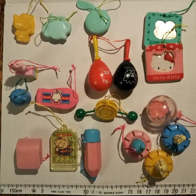 サンリオおまけ+指人形3個+他2個 エンタメ/ホビーのおもちゃ/ぬいぐるみ(キャラクターグッズ)の商品写真
