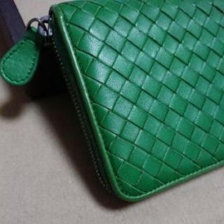 ボッテガヴェネタ(Bottega Veneta)の美品 ボッテガヴェネタ 長財布 ラウンドファスナー  小銭入れ グリーン 緑(長財布)