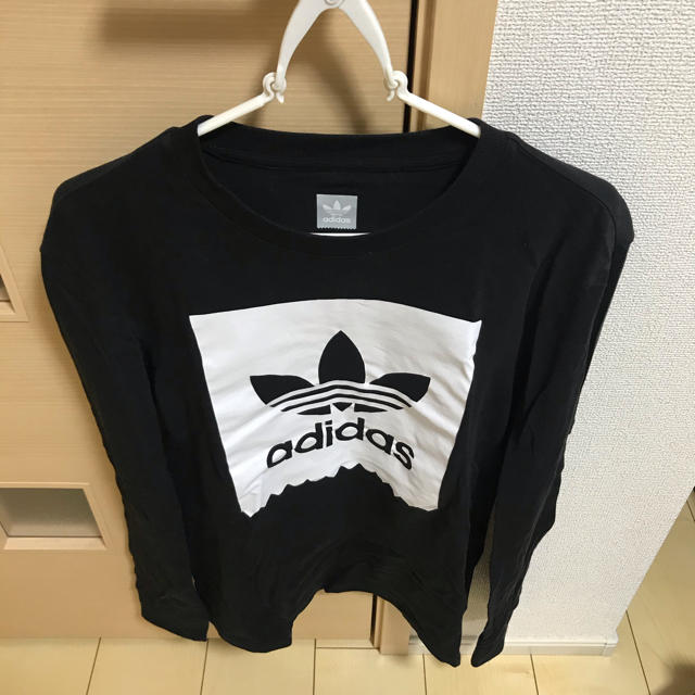 adidas(アディダス)の激安‼️アディダスオリジナルス‼️長袖Tシャツ‼️ メンズのトップス(Tシャツ/カットソー(七分/長袖))の商品写真