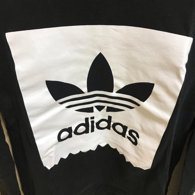 adidas(アディダス)の激安‼️アディダスオリジナルス‼️長袖Tシャツ‼️ メンズのトップス(Tシャツ/カットソー(七分/長袖))の商品写真