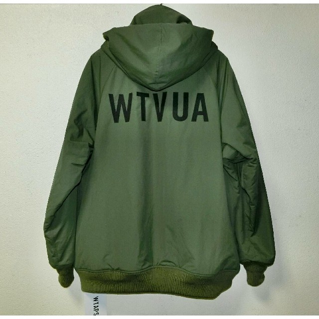 W)taps(ダブルタップス)の新品即完売 WTAPS 19AW INCOM ジャケット オリーブ L 国内正規 メンズのジャケット/アウター(ナイロンジャケット)の商品写真