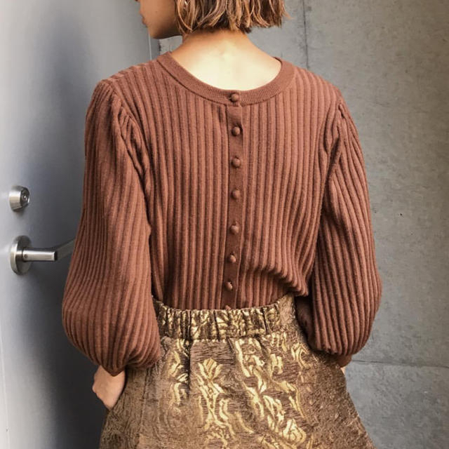 Ameri VINTAGE(アメリヴィンテージ)のAmeri VINTAGE RETRO PUFF KNIT  ブラウン レディースのトップス(ニット/セーター)の商品写真