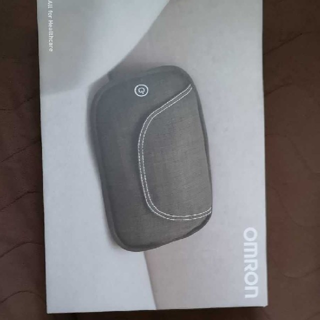 OMRON(オムロン)のOMRON　Cushion massager スマホ/家電/カメラの美容/健康(マッサージ機)の商品写真