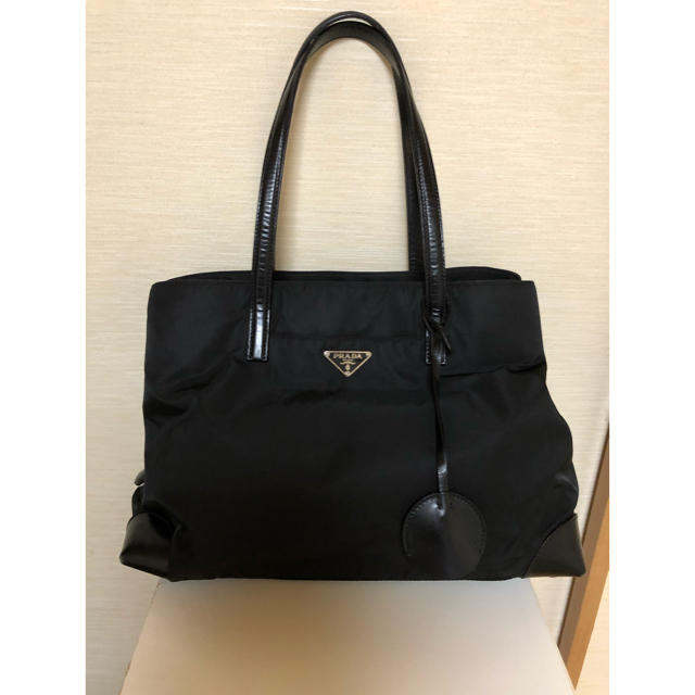 PRADA(プラダ)のPRADA   トトロ様専用 レディースのバッグ(トートバッグ)の商品写真