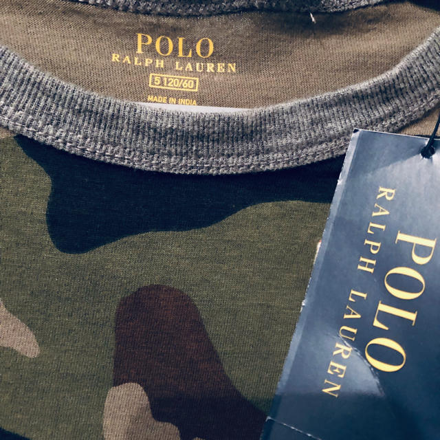 POLO RALPH LAUREN(ポロラルフローレン)のRalph Lauren 迷彩パッチワーク風プリント　ロンT キッズサイズ　5 キッズ/ベビー/マタニティのキッズ服男の子用(90cm~)(Tシャツ/カットソー)の商品写真