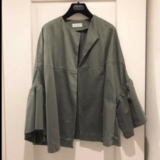 ドリスヴァンノッテン(DRIES VAN NOTEN)のドリスヴァンノッテン アウター Sサイズ カーキグリーン(ブルゾン)