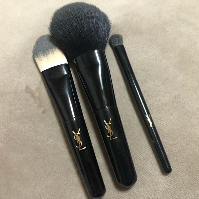 Yves Saint Laurent Beaute(イヴサンローランボーテ)のYSL ブラシセット コスメ/美容のコスメ/美容 その他(その他)の商品写真