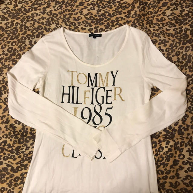 TOMMY HILFIGER(トミーヒルフィガー)の☆値下げ！TOMMY HILFIGER トップス☆ レディースのトップス(Tシャツ(半袖/袖なし))の商品写真