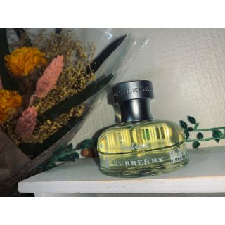 バーバリー(BURBERRY)のバーバリー ウィークエンド 30ml(香水(女性用))