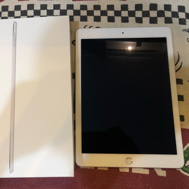 iPad Air2 128GB docomo