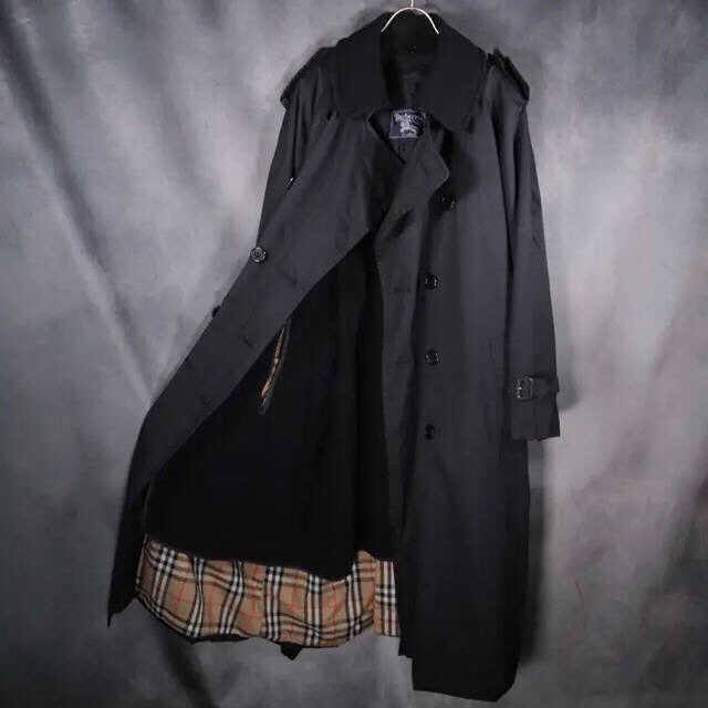 BURBERRY(バーバリー)のvintage BURBERRY black trench coat メンズのジャケット/アウター(トレンチコート)の商品写真