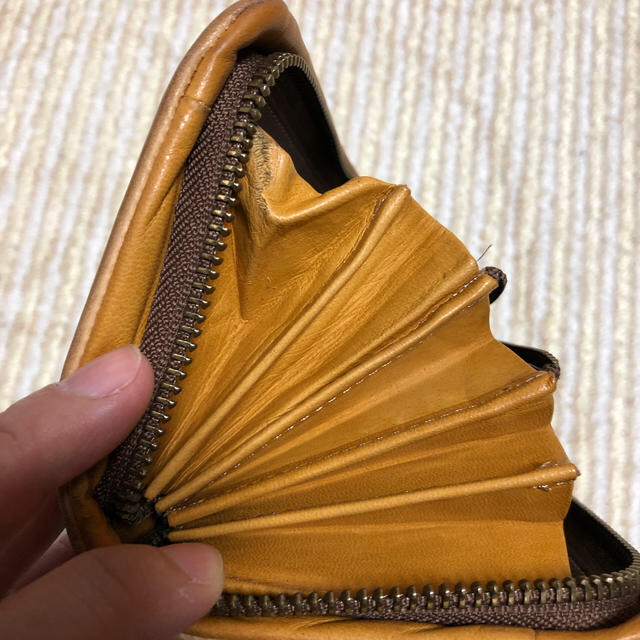 HIRAMEKI ヒラメキ　スタンラン ミルクラウンドファスナー長財布 レディースのファッション小物(財布)の商品写真