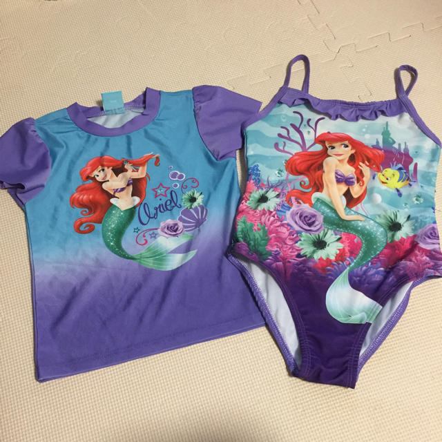 Disney(ディズニー)のアリエル水着 ラッシュガード 中古 キッズ/ベビー/マタニティのキッズ服女の子用(90cm~)(水着)の商品写真