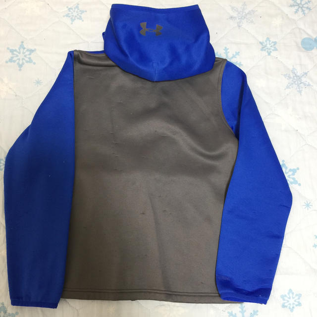 UNDER ARMOUR(アンダーアーマー)のアンダーアーマー ジャージ 上下セットで💕150 キッズ/ベビー/マタニティのキッズ服男の子用(90cm~)(ジャケット/上着)の商品写真