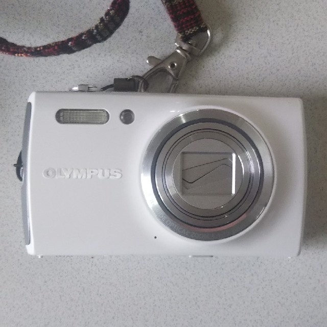OLYMPUS(オリンパス)のOLYMPUS VH-510 デジカメ スマホ/家電/カメラのカメラ(コンパクトデジタルカメラ)の商品写真