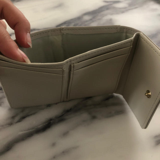 ミニ財布❤️グレージュ レディースのファッション小物(財布)の商品写真