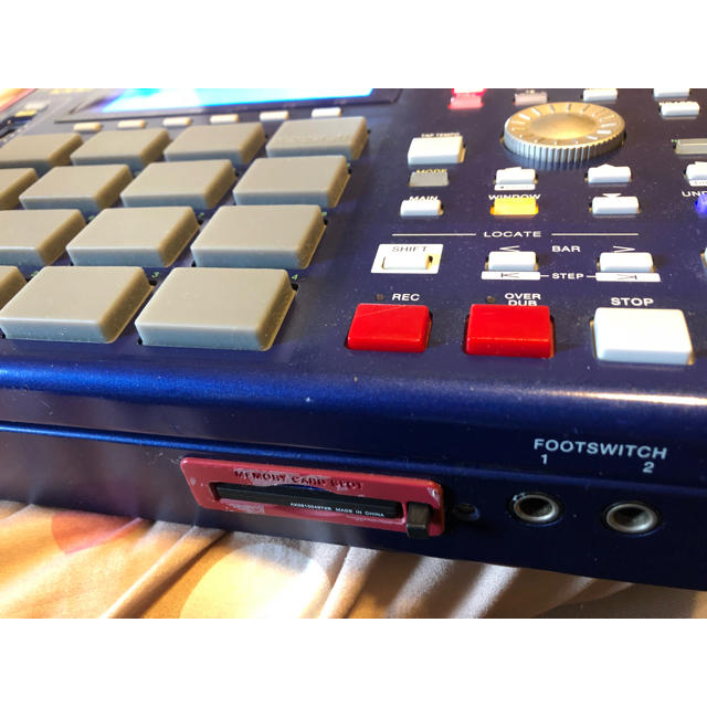 AKAI MPC1000 JJOS ブルー画面 ファットパッド フルメモリ  楽器のDJ機器(その他)の商品写真