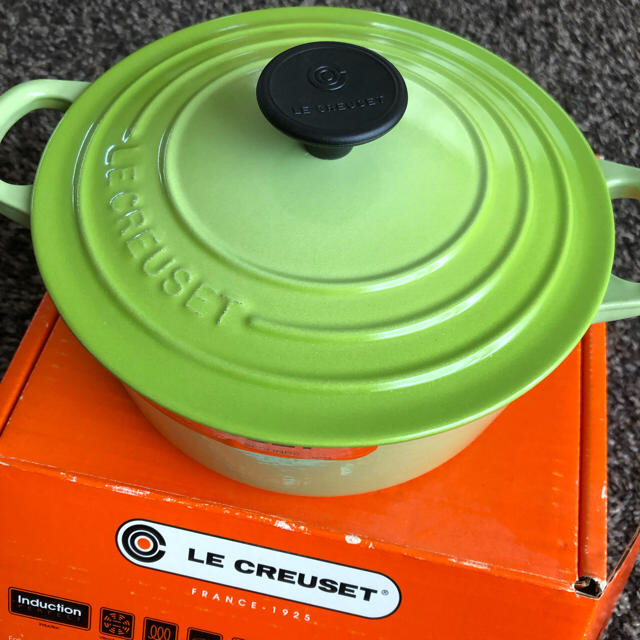 LE CREUSET(ルクルーゼ)の再値下げ✴︎新品  ル・クルーゼ 18cm インテリア/住まい/日用品のキッチン/食器(鍋/フライパン)の商品写真