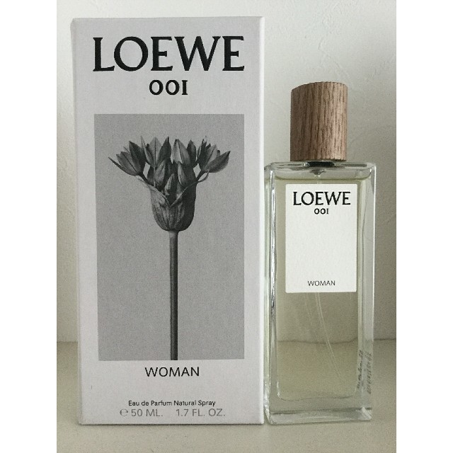 LOEWE(ロエベ)のLOEWE ロエベ 001 woman edp 50ml コスメ/美容の香水(香水(女性用))の商品写真