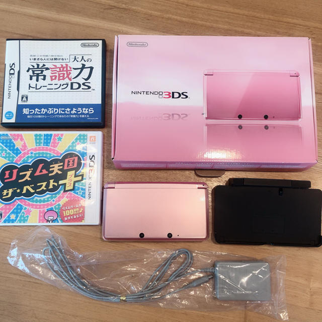 ニンテンドー3DS(ニンテンドー3DS)のニンテンドー3DS  エンタメ/ホビーのゲームソフト/ゲーム機本体(携帯用ゲーム機本体)の商品写真