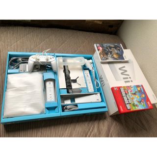 ウィー(Wii)の【美品】Wii 2人分セット （ソフト2本付き）(家庭用ゲーム機本体)