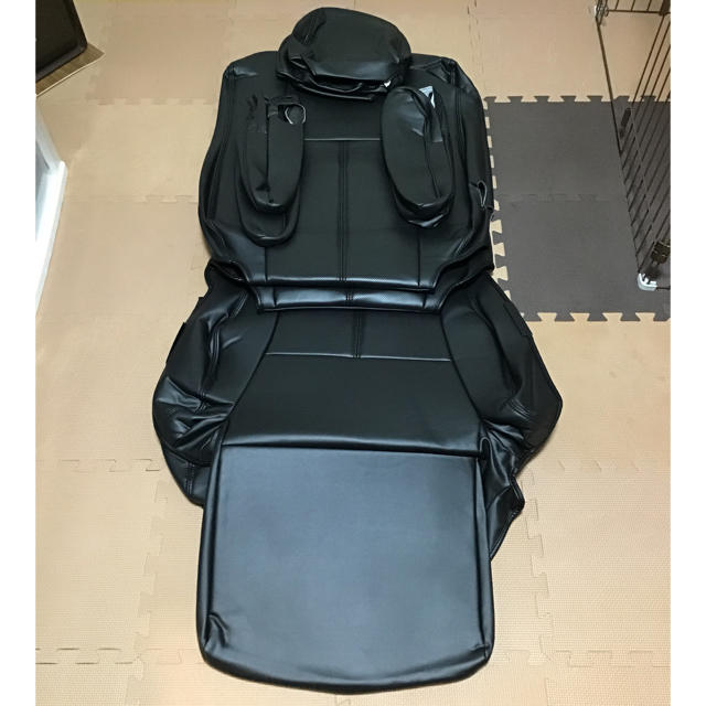 満月様専用【新品・未使用】ヴェルファイア PVCレザー 防水シートカバー 自動車/バイクの自動車(車内アクセサリ)の商品写真