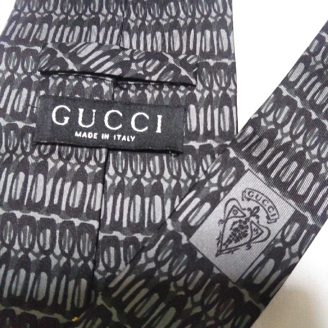 Gucci(グッチ)のGUCCI ネクタイ ブラック メンズのファッション小物(ネクタイ)の商品写真