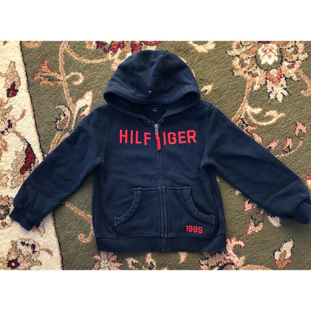 TOMMY HILFIGER(トミーヒルフィガー)のトミー ヒルフィガー ⭐️キッズ⭐️120 キッズ/ベビー/マタニティのキッズ服男の子用(90cm~)(ジャケット/上着)の商品写真