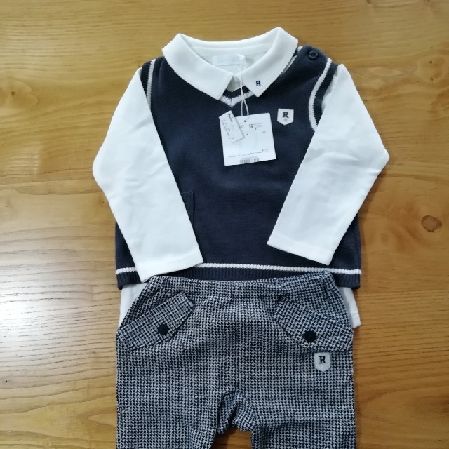 BeBe(ベベ)のBeBe ボーイズ　3点セット キッズ/ベビー/マタニティのキッズ服男の子用(90cm~)(ドレス/フォーマル)の商品写真